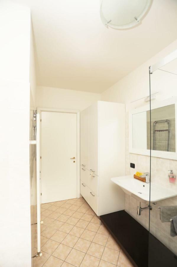 Ferienwohnung Ca' De' Mumi Luino Exterior foto